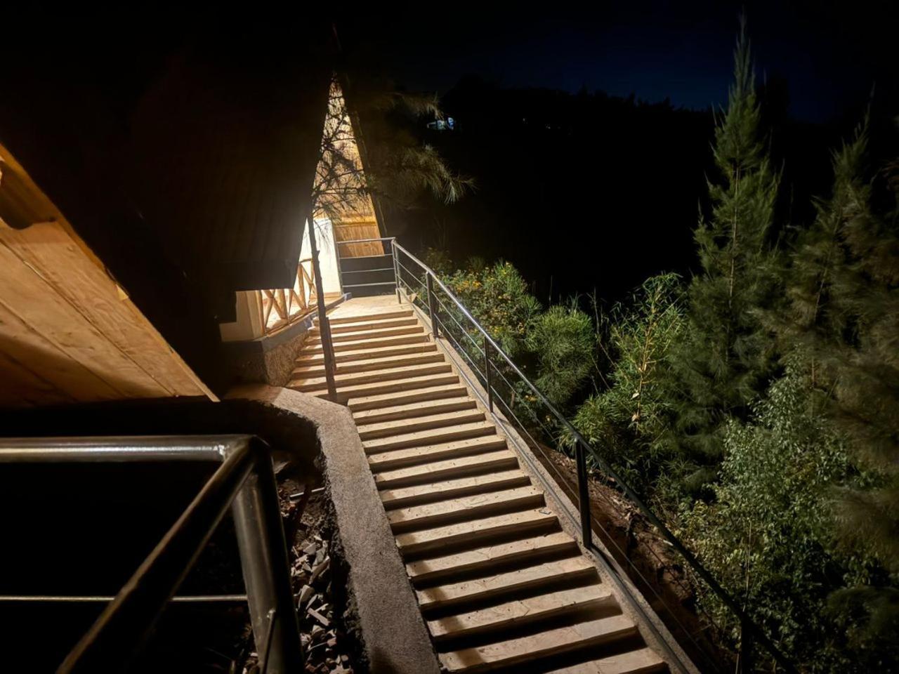 My Hill Eco Lodge ルヘンゲリ エクステリア 写真